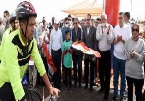 رئيس الوزراء يشهد إطلاق مضمار الدراجات بمدينة الخارجة