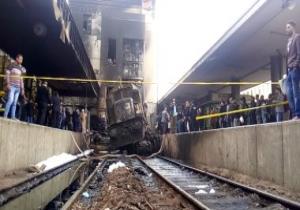 السكة الحديد ترفع الجرار المتسبب بحادث محطة مصر وتبدأ ترميم المبانى المتضررة