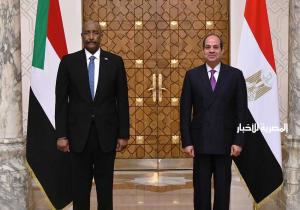 البرهان يؤكد للرئيس السيسي تضامن ومساندة السودان لمصر في جهود مكافحة الإرهاب