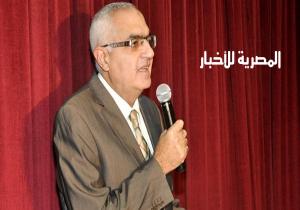 رئيس جامعة المنصورة يلزم كل طالب بمحو أمية 2 مواطن طوال فترة دراسته