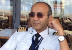 وزير الطيران ينعى الطيار أشرف أبو اليسر ومدير مطار بورسعيد
