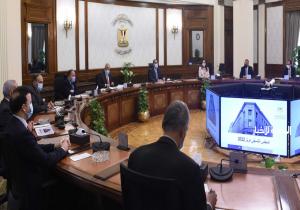 رئيس الوزراء يترأس اجتماع المجلس التنسيقي للسياسات النقدية والمالية | صور