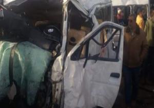 إصابة 19 شخصا فى حادث اصطدام أتوبيس مع سيارة نقل بالعلمين الجديدة
