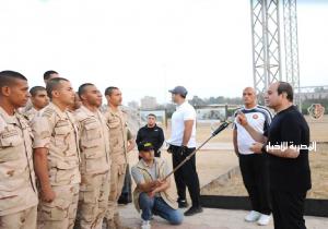 الرئيس السيسي يقوم بزيارة تفقدية للكلية الحربية / صور
