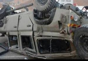 إصابة 3 جنود بالقوات المسلحة في حادثة انقلاب سيارة جيش على الطريق الدولي وسط سيناء 