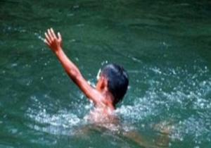 التقرير الطبي الخاص بطفل منشأة القناطر يكشف وفاته نتيجة إسفكسيا الغرق