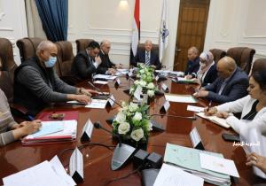 محافظ القاهرة: الالتزام بالانتهاء من مشاريع الخطة الاستثمارية في توقيتها