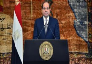 الرئيس السيسى يرحب بقرار "مرسيدس" باستئناف تجميع سياراتها فى مصر