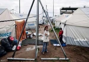 مطالب بوقف"الاحتواء" بحق اللاجئين باليونان