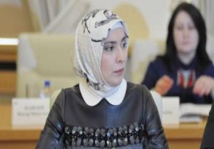 أول مرشحة مسلمة.. زوجة مفتى جمهورية داغستان تترشح لرئاسة روسيا