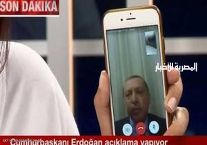 أردوغان ينقلب على الهاتف الذي أنقذه من الانقلاب