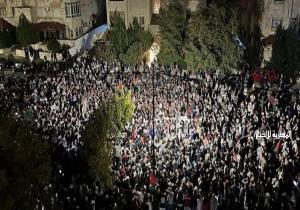 متظاهرون يحاولون اقتحام سفارة إسرائيل في الأردن بعد حصارها لليوم الثاني (فيديو)
