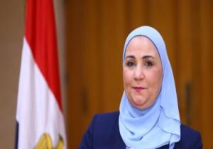 وزيرة التضامن: لا نقبل إهانة كرامة أى مصرى أو الإساءة إليه