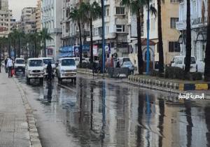 تجدد هطول الأمطار الغزيرة على أنحاء متفرقة من الإسكندرية | صور