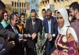 رئيس جامعة كفر الشيخ: زراعة 500 شجرة.. وتوعية الطلاب بخطورة الشائعات