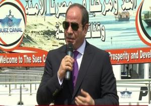 الرئيس السيسى متباهيا بالمصريين: القطار السريع ينفذ فى عامين بقدرات مصرية