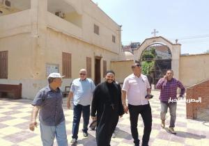 رئيس مركز دسوق بكفرالشيخ يتفقد كنيسة ماري جرجس بمحلة دياي