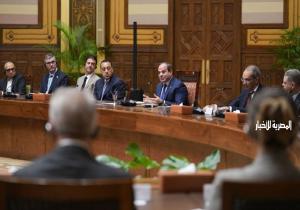 وزير الاتصالات: ارتفاع مساهمة قطاع الاتصالات إلى 6٪ من الناتج القومي