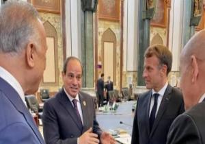 الرئيس السيسي يلتقى ماكرون ويشيد بتطور العلاقات الثنائية بين مصر وفرنسا