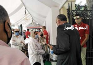 رئيس حي غرب القاهرة يتابع تطبيق الإجراءات الاحترازية بلجان الزمالك وقصر الدوبارة