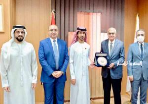 رئيس جامعة المنصورة يستقبل الملحق الثقافي لدولة الإمارات