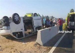 مصرع وإصابة 11 شخصاً في حادث تصادم ميكروباص وتريلا بالصحراوي الغربي