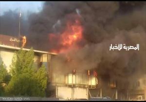متظاهرون يحرقون مبنى محافظة البصرة مرة أخرى