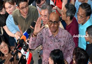 انتخاب نائب رئيس الوزراء السابق ثارمان شانموجاراتنام رئيسا لسنغافورة