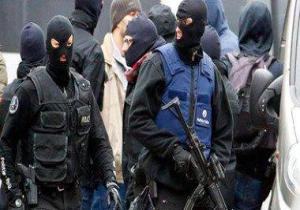 قوات مكافحة الإرهاب ببلجيكا تداهم عشرات المنازل وتوقف 12 شخصا