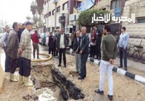 إنفجار بخط المياه ٦٠٠ أمام حي شرق المنصورة.. و"مياه" الدقهلية: مازال في عهدة المقاول
