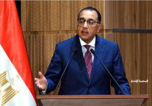 رئيس الوزراء يكشف سبب دمج وزارتي الهجرة والخارجية