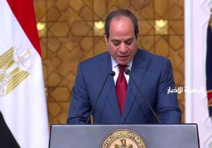السيسي: أهنئ المصريين بعيدي الشرطة وثورة 25 يناير وأدعو الجميع لاستنهاض الهمم من أجل مستقبل أفضل تستحقه مصر