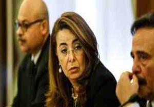 شاهد.. "متصل" لوزيرة التضامن: أقسم بالله هولع فيكي