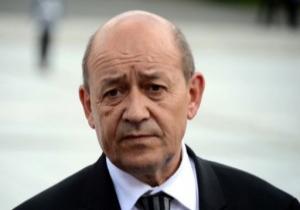  وزيرالدفاع الفرنسي يدعو إلى “الحذر” بعد إعلان تشاد مقتل أبو زيد ومختار بلمختار