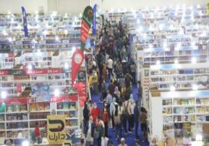 91 ألف زائر فى اليوم الرابع عشر لمعرض القاهرة الدولى للكتاب