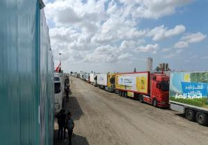 القاهرة الإخبارية: إدخال ١٦٨ شاحنة مساعدات لغزة عبر معبري رفح وكرم أبوسالم