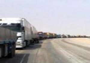 وزارة الدفاع تسمح للشاحنات المتكدسة على الحدود الليبية للعودة من طريقها حفاظا على سلامتها