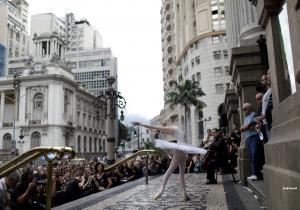 تظاهرات لراقصات البالية بريو دى جانيرو احتجاجا على تأخر صرف رواتبهم