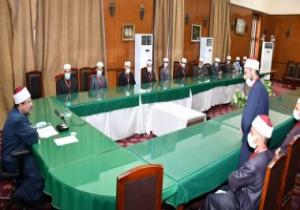 وزير الأوقاف يلتقى المجموعة الثالثة من الأئمة المرشحين لبرنامج الإمام المفكر