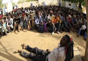 السودان ..يوقف مئات المهاجرين قرب الحدود مع ليبيا