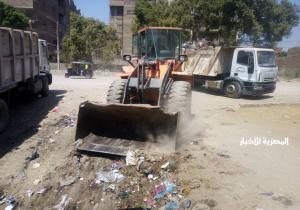رفع 285 طن قمامة وتراكمات أتربة من طرق وشوارع قرى طنطا