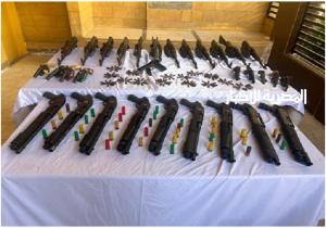 الأمن العام يواصل ضرباته.. ضبط 40 قطعة سلاح ناري بحوزة 33 متهما بحملة بسوهاج