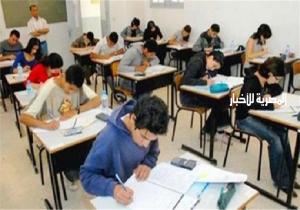 طلاب الشهادة الإعدادية يؤدون امتحانات الفصل الدراسي الأول 2023/2022 بمختلف المحافظات