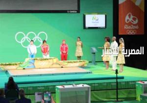 لحظة تتويج سارة سمير ببرونزية الأثقال في أوليمبياد ريو