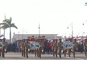 "في مشهد مهيب" تشييع جثمان المشير طنطاوي بجنازة عسكرية يتقدمها الرئيس السيسي / صور
