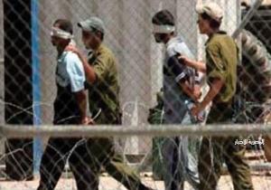 إطلاق سراح الأسرى الفلسطينيين من سجن عوفر والحافلات تتجه إلى بيتونيا