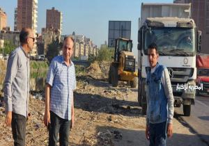 رفع 1800 طن مخلفات هدم من طريق المنصورة دمياط الشرقي
