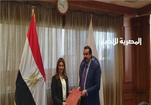 «أهل مصر» توقع بروتوكول تعاون مع الأعلى للمستشفيات الجامعية لمواجهة كورونا