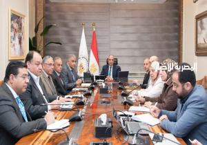 وزير الري يوضح عوامل نجاح استخدام المياه المعالجة في الزراعة| صور