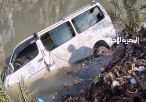 إصابة 9 أشخاص أثر انقلاب سيارة فى مصرف بالبحيرة